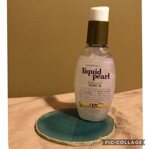 FREE w purchase🌻OGX | Smoothing Luminescent Serum